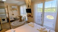 2 Stylish Studios - 100m from Smokinya Kavatsi Beach by Flat Mаnager - B&B Sozopol
