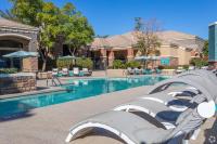 Boulevard Stays 2BR by Stadium Pool Parking Gym 07 - B&B Glendale