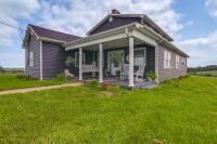 Quiet Kentucky Vacation Rental with Hot Tub - Chambres d’hôtes Berry