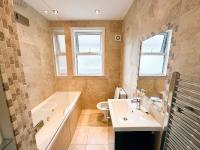 Wembley Stadium Maisonette, by Edens - B&B Londra
