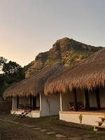 NIRA Surf Villas - B&B Maluk