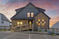 Lakeview Lodge for 36 with Indoor & Outdoor Pool - Chambres d'hôtes Hollister