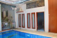 Adiwinoto villa and Homestay - B&B Banyuwangi