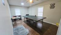 Irie Villa GameRoom Kids&PetFriendly CharcoalGrill - Chambres d'hôtes Fayetteville