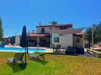 Niki villa - Bed and Breakfast Páno Akourdáleia