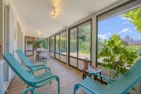 Le Gîte La Pierre Pons - vue montagne - B&B Voglans