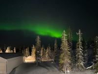Horizon Chalet by Aavalevi Holidays, Ski-in Ski-out, Mountain view - B&B Levi