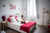 Qualys Vignoble parking, square view, close to city - B&B Carcassonne