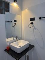 Camera Familiare con Vista Giardino