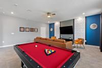 Luxe Villa with Pool and Spa Game room & Free Resort Access Sleeps 22 - B&B Kissimmee