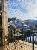 Sunrise Cottage Gantiadi - B&B Batumi