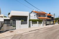 Valadares Pool Villa - B&B Corroios