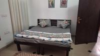 Room #1473455001