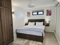 King Studio with Sofa Bed