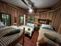 Chambre Familiale avec Salle de Bains