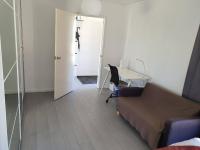 Dana-Large Room in a Shared House-Close to City & ANU-1 - B&B Tinaroo