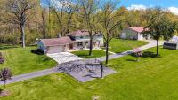 Fowl Play Hideaway - B&B Michigan City
