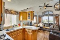 Boat Launch + Mtn Views: Lake Havasu Cabin - B&B Lake Havasu City