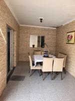 Linda casa para final de semana com churrasqueira - Chambres d’hôtes Praia Grande