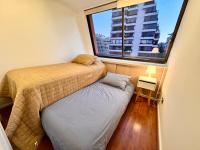 Depto a pasos de Barrio gastronómico y Parque Arauco - B&B Santiago del Cile