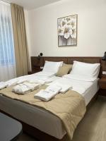 Room #1473668201
