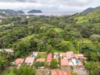 Lovely Tropical Ensuite Bedroom - Pool AC Hot Water - B&B Herradura