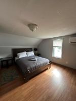 Deluxe Room (2 Adults + 1 Child)