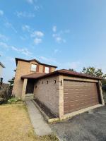 Barrie Family Getaway 3BR - B&B