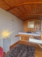 Nathans Shepherd's Hut - B&B