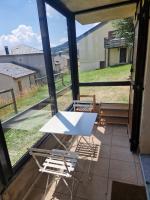 T2 vue sur lac, proche du centre ville - B&B Les Angles