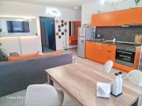 Apartment mit Terrasse