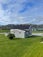 Flott feriehus ved sjøen - Ferienwohnung Sumstad