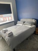 Affordable Luxury 4 Stunning apartment Sunderland close to City centre hospital Crown Works Studio and Nissan - Chambres d'hôtes Sunderland