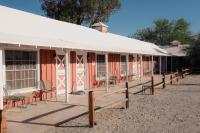 Room 4 - Downtown Joshua Tree Motel - Pet Friendly - Walk to Shops & Visitor Center, Minutes to Park Entrance - Chambres d'hôtes Joshua Tree