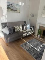 Cozee 2-bed in WV11 ideal for long work stays & relocation cls to New cross hospital M54&M6 - Ferienwohnung Wednesfield