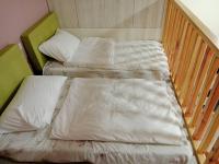 Vierbettzimmer mit eigenem Bad