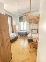 Basic Triple Room with Shared Bathroom