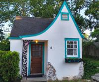 Crescent Court - B&B Branson