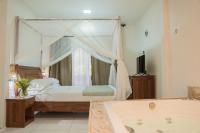 Suite with Hot Tub