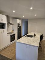 Family home - Ferienwohnung Rolleston