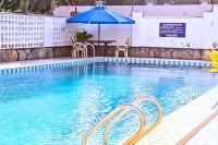 BAHARI MOJA NYALI-5mins walk to beach, Swimming pool, Air-conditioning - Bed and Breakfast Mombassa