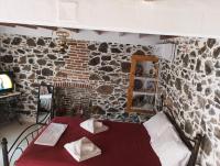 Traditional stone house in Mytilene - B&B Mitilene