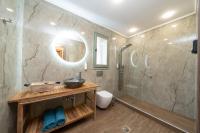 Deluxe Doppelzimmer mit Balkon und Meerblick