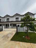 Homestaymsenyumiays Netflix KLIA 15 min - B&B Kampong Pelembang