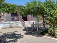 Christos House, New Vrasna - Chambres d'hôtes Néa Vrasná