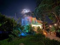 Tower Traditional Pool Villa - B&B Kremasti