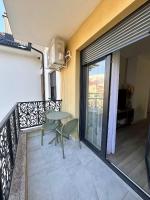 Serenità Apartment - Bed and Breakfast Bajram Curri