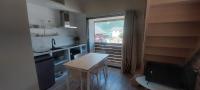 Appartement 4 personnes avec mezzanine 100 metres du lac - B&B Doussard