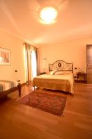 Double or Twin Room with Terrace
