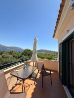 The Twin Houses - B&B Metamorfosi Troizinos